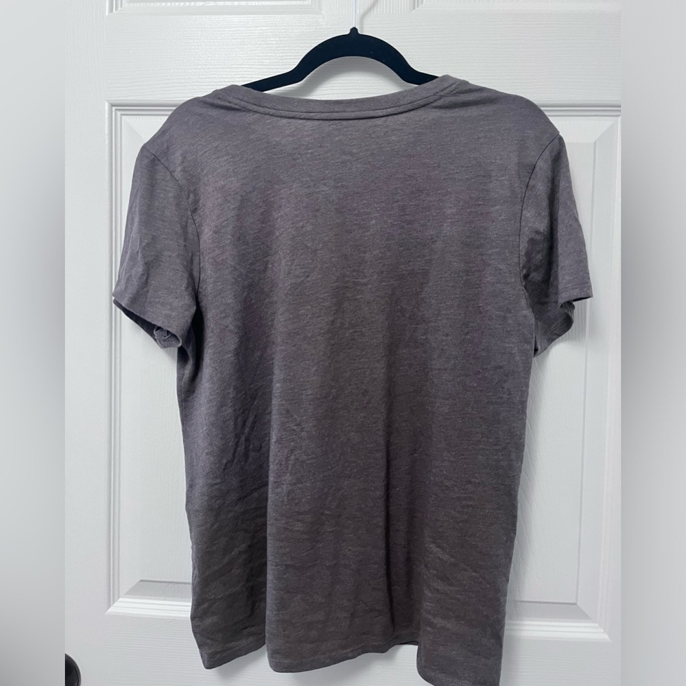 ✨ Celestial Embroidered Lucky Brand Tee - Picture 10 of 10